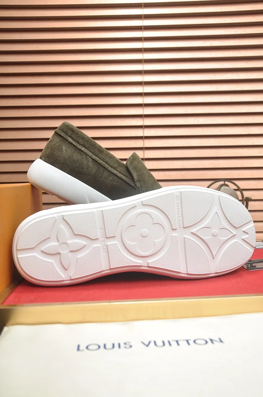 Men's men's shoes 💰700💶[LOUIS VUITTON] new original order 🍀LV Louis Vuitton * - top version of LV classic trendy shoes! Made of imported original LV fabric with rubber surface, breathable cowhide lining, and original wear-resistant rubber foam outsole! High quality products! The yardage is 38-44.